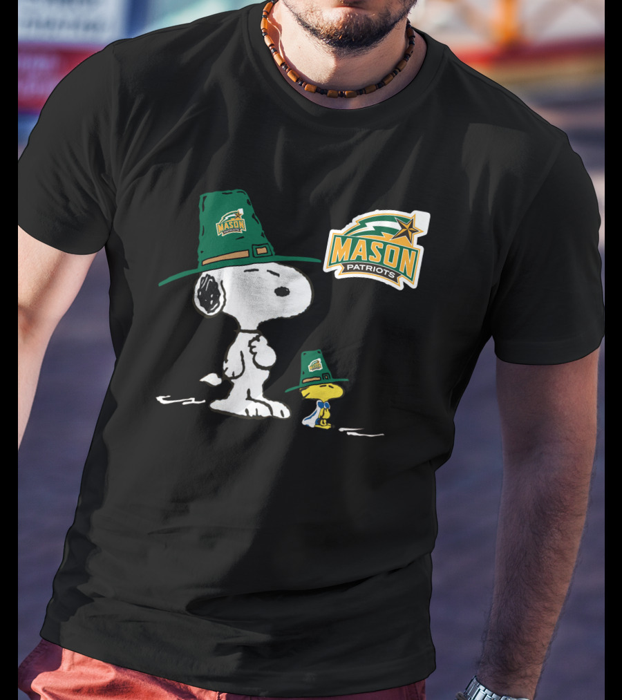 George Mason Patriots Snoopy And Woodstock Peanuts T-Shirt