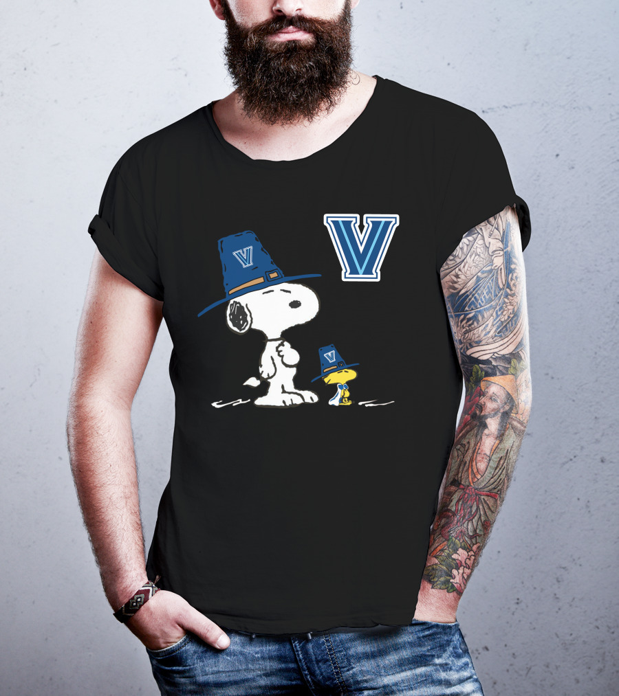 Villanova Snoopy Woodstock V Hat Peanuts T-Shirt
