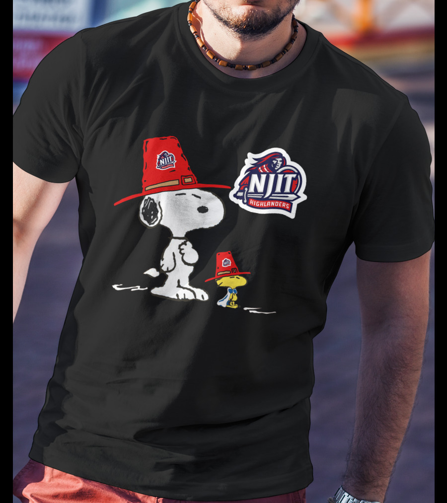 NJIT Highlanders Snoopy And Woodstock Wearing Red Hats T-Shirt