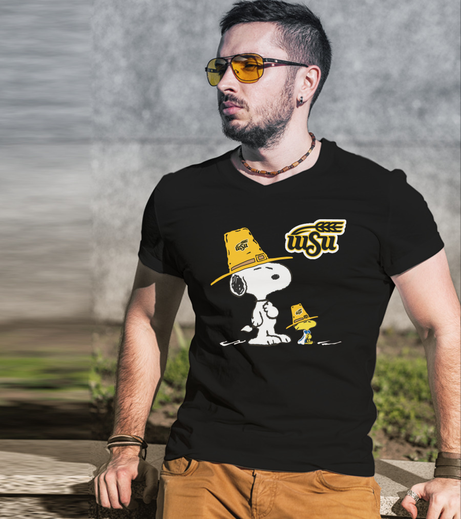 Wichita State WSU Snoopy Woodstock Pilgrim Hat T-Shirt