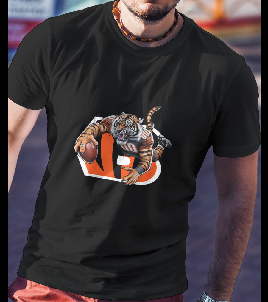 Cincinnati Bengals Tiger With Football And Bold B Emblem T-Shirt