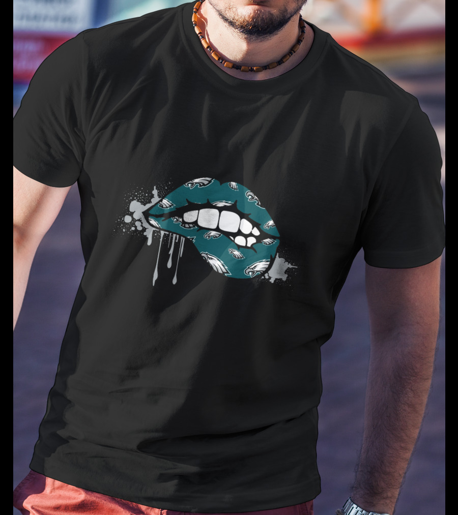 Philadelphia Eagles Dripping Lips T-Shirt