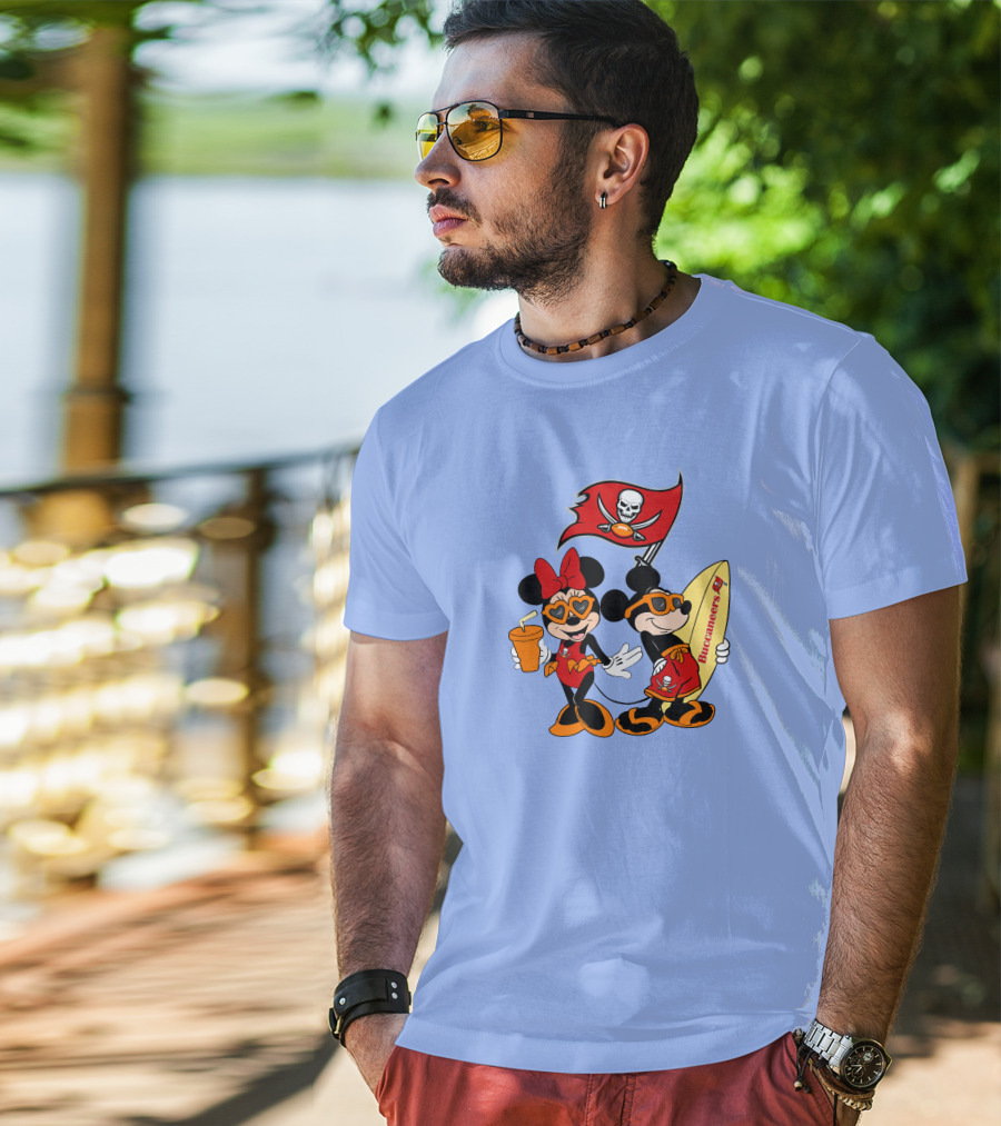Buccaneers Vacation Mickey And Minnie With Pirate Flag And Surfboard T-Shirt