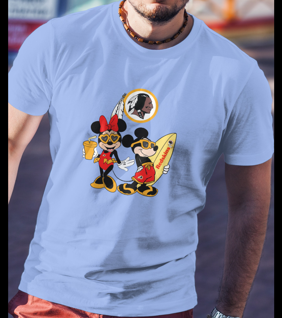 Redskins Mickey And Minnie Vacation Fun With Surfboard And Drink T-Shirt