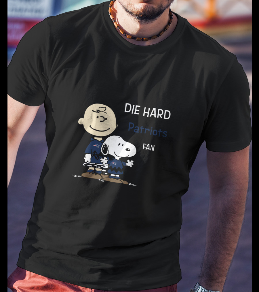 Die Hard Patriots Fan Snoopy Charlie Brown T-Shirt