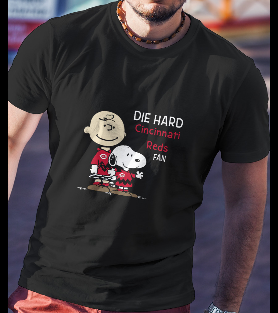 Cincinnati Reds Die Hard Fan Charlie Brown Snoopy T-Shirt