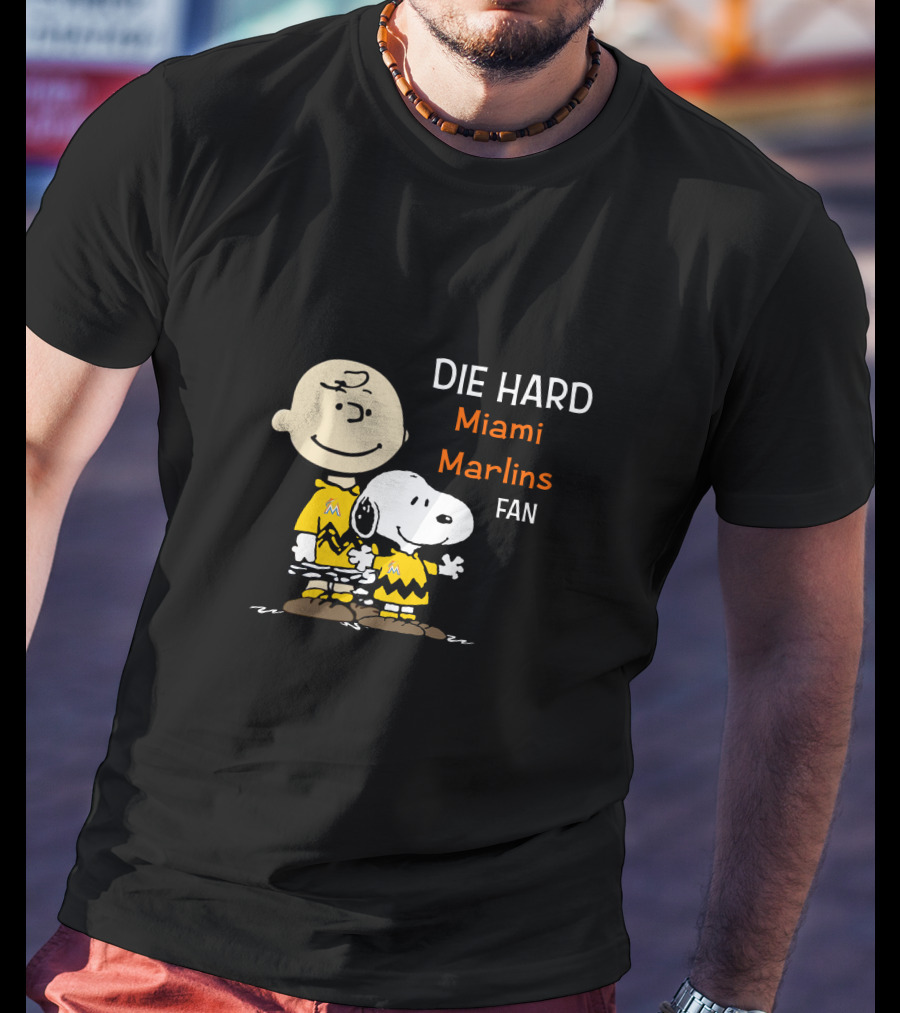 Die Hard Miami Marlins Fan Snoopy And Charlie Brown T-Shirt