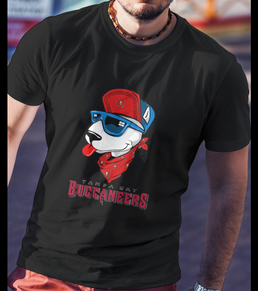 Tampa Bay Buccaneers Bull Terrier T-Shirt