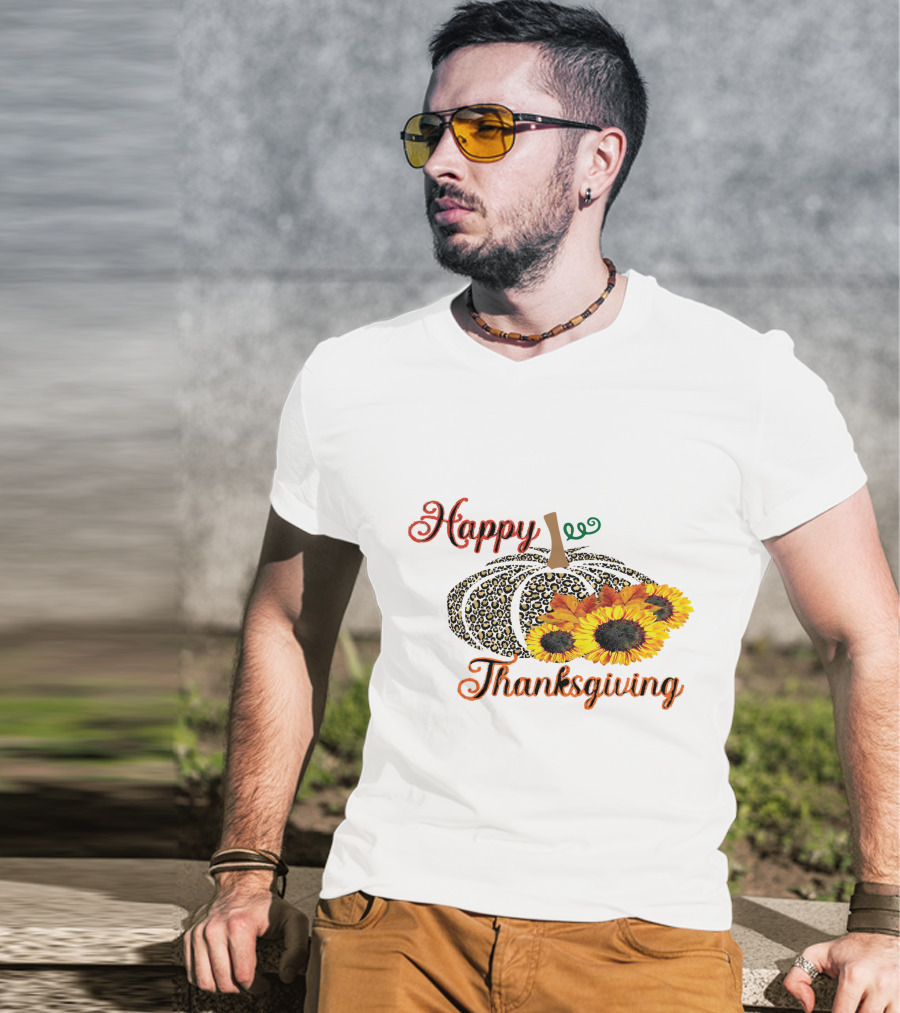 Happy Thanksgiving Leopard Print Pumpkin Sunflowers T-Shirt