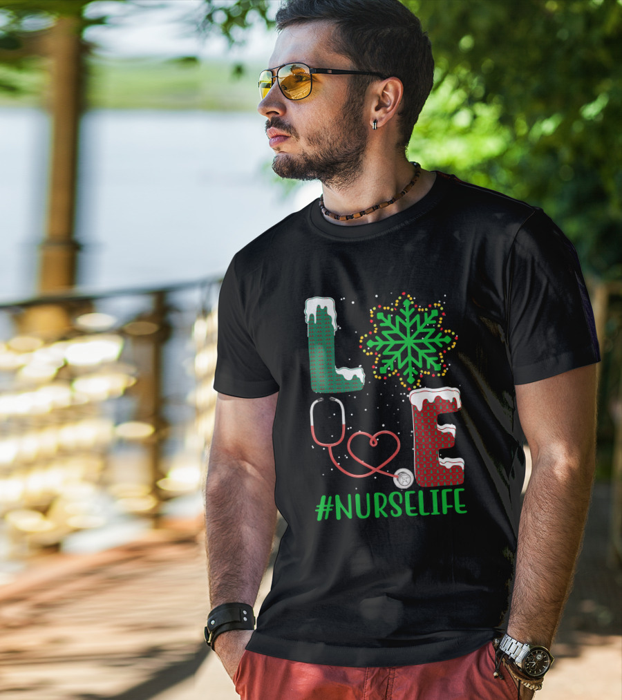 Love Christmas Snowflake Stethoscope #NURSELIFE T-Shirt