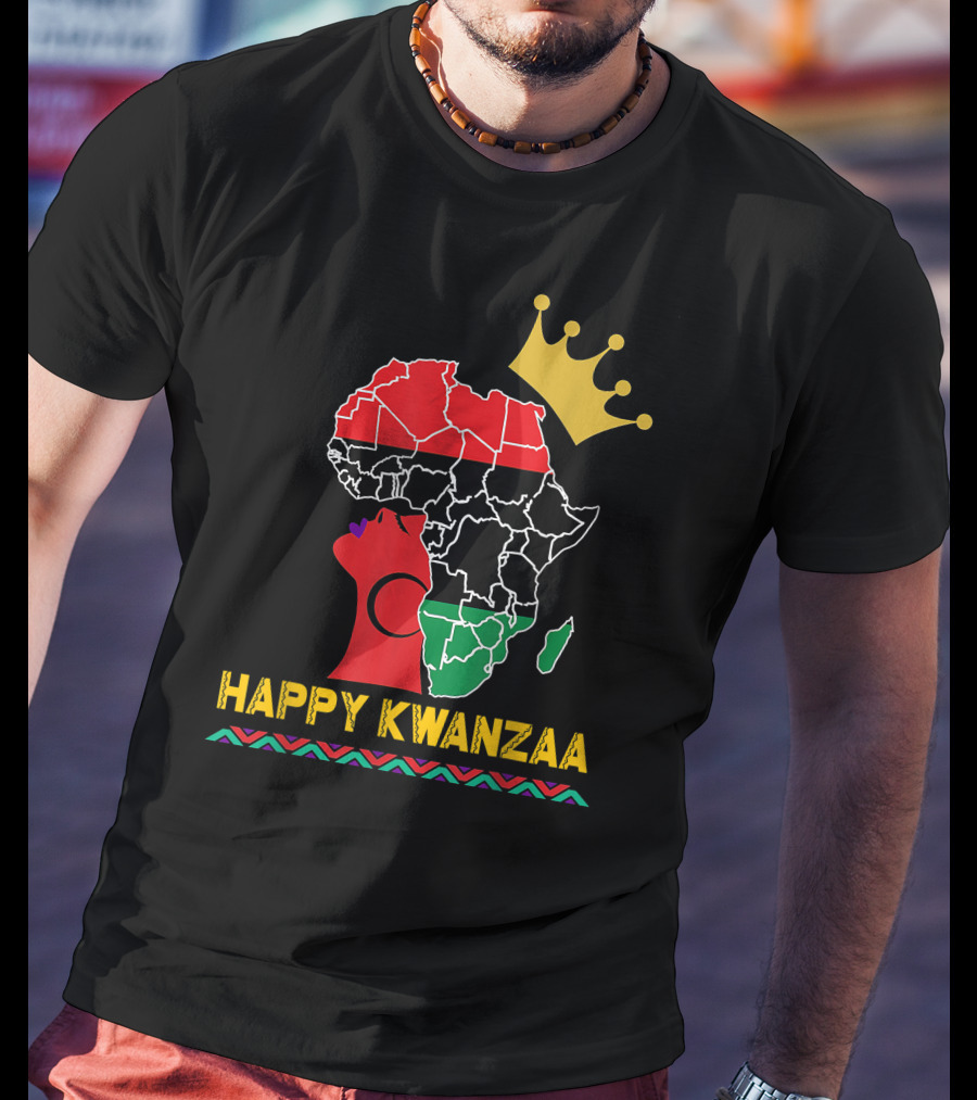 Happy Kwanzaa African Map Black Woman Queen With Crown T-Shirt
