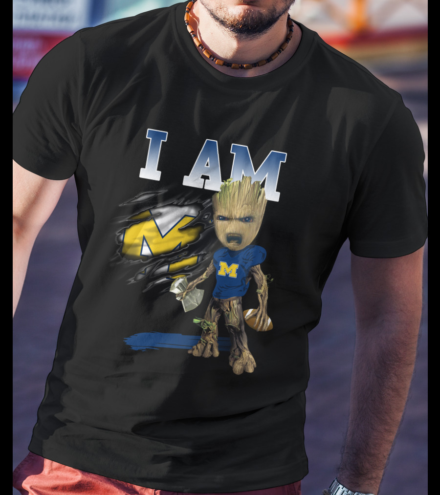 I Am Michigan Groot Football Axe M T-Shirt