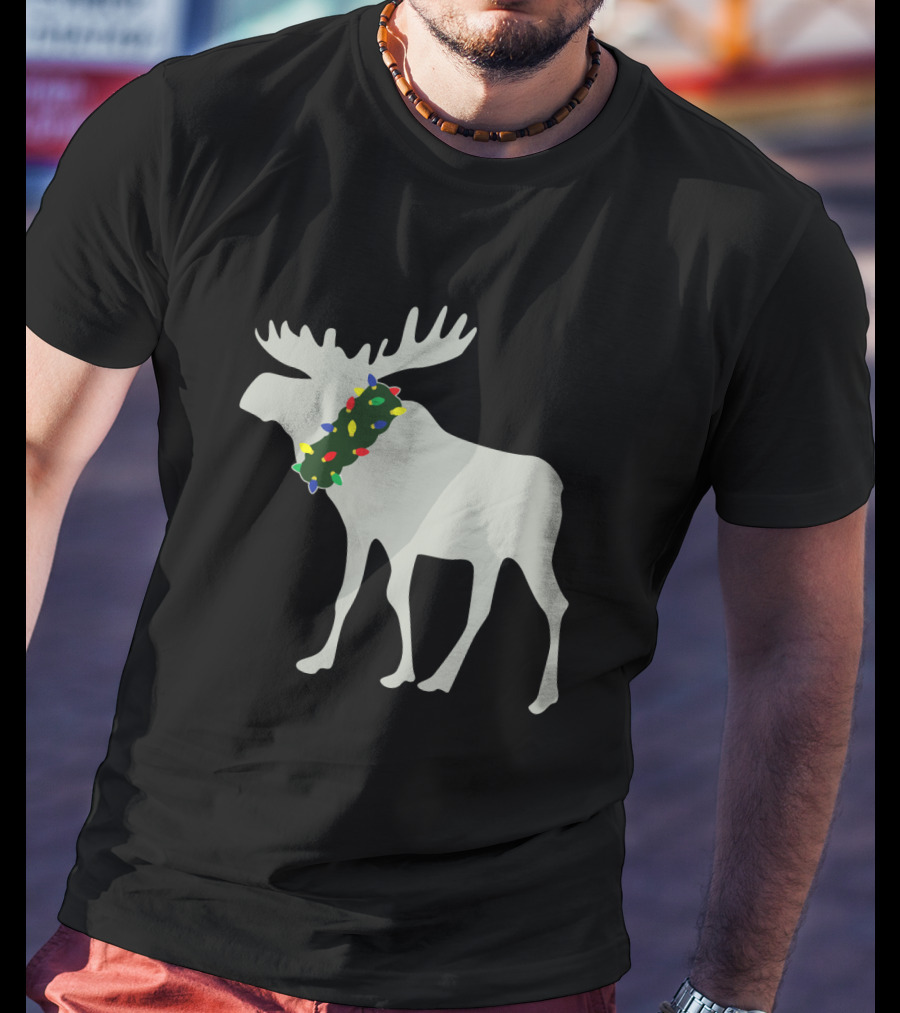 Moose With Festive Christmas Light Wreath T-Shirt