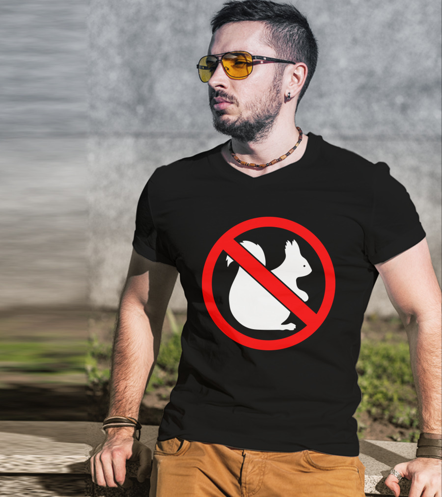 No Squirrel Symbol With Prohibition Sign T-Shirt