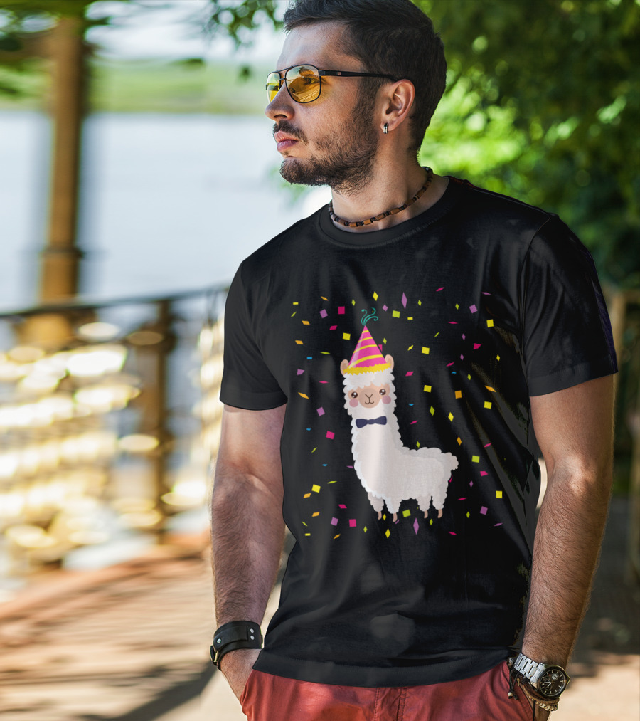 Funny Alpaca Birthday Party Celebration With Confetti T-Shirt