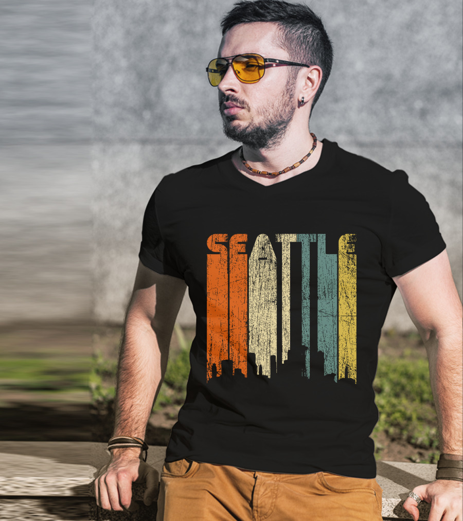Seattle Vintage City Skyline Retro 70s T-Shirt