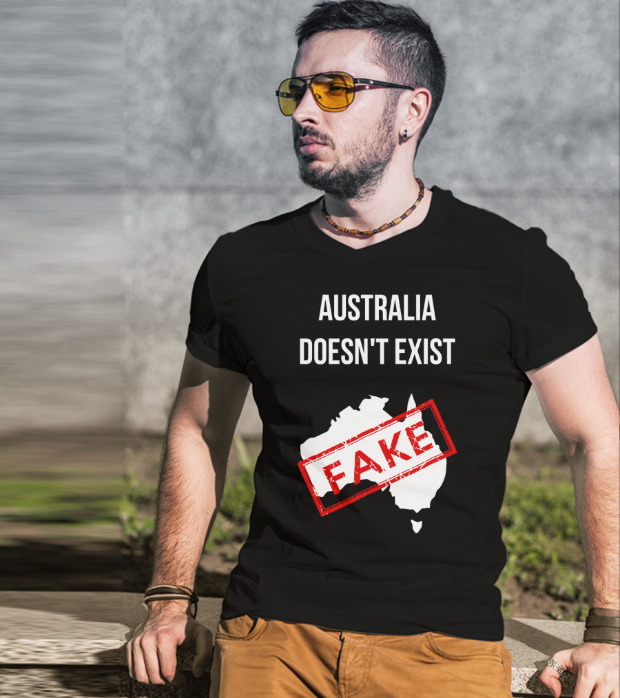 Australia Doesn't Exist Fake Flat Earth Society T-Shirt
