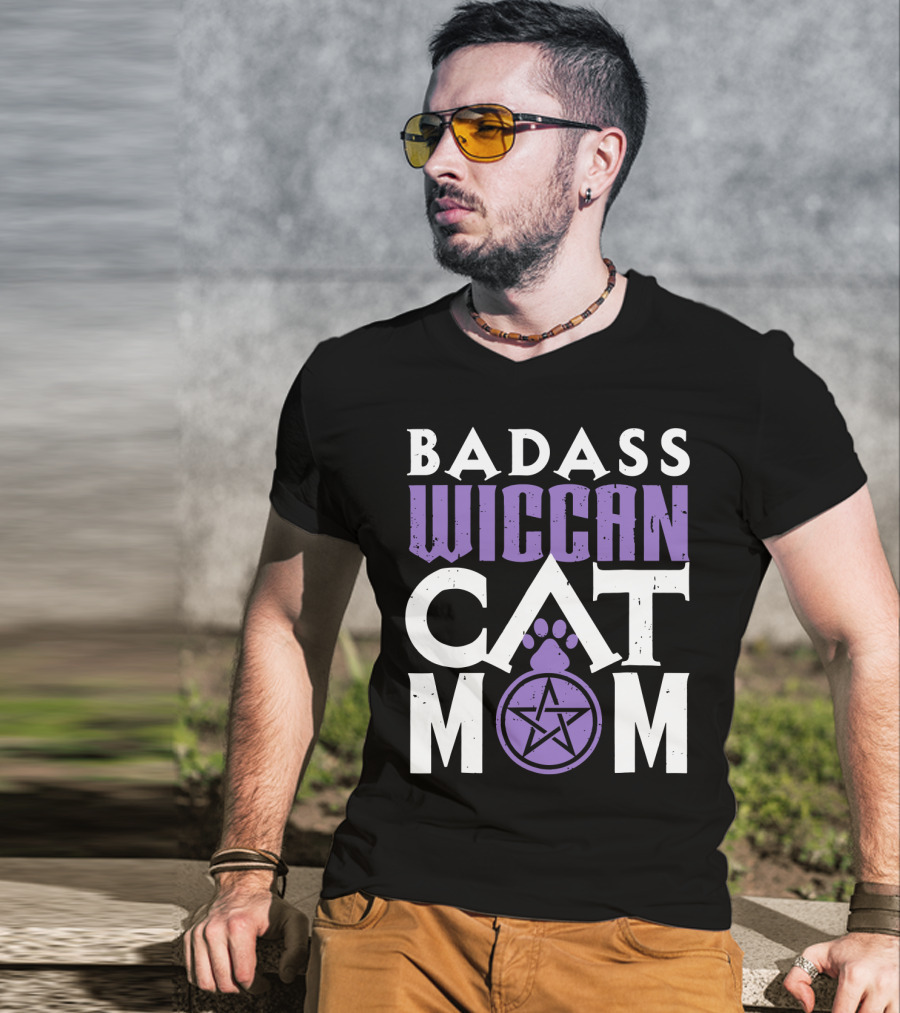 Badass Wiccan Cat Mom With Pentagram Paw Prints T-Shirt