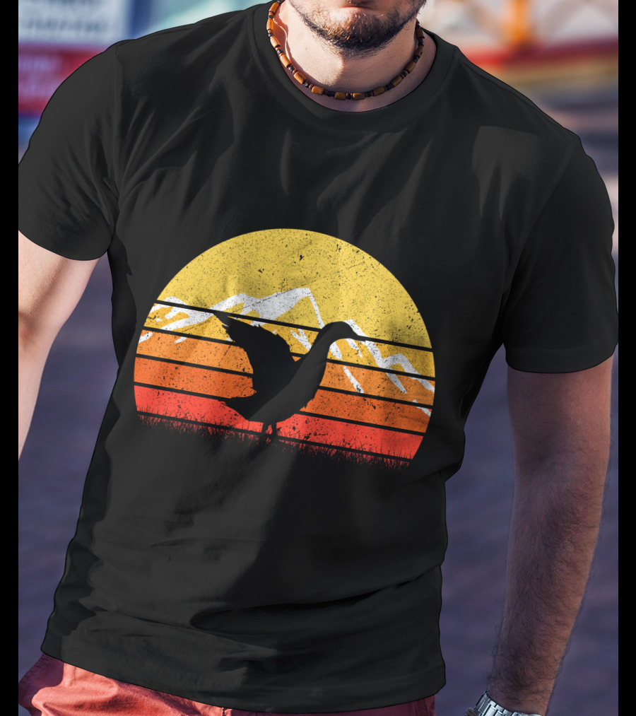 Retro Vintage Duck Silhouette With Sunset And Mountain Stripes T-Shirt
