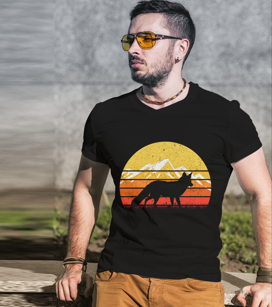 Retro Vintage Fox Silhouette With Mountains And Sunset Stripes T-Shirt