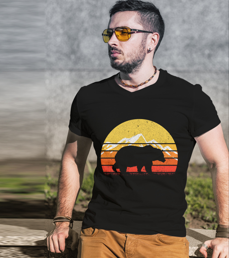 Retro Vintage Bear Silhouette With Sunset And Mountain Background T-Shirt