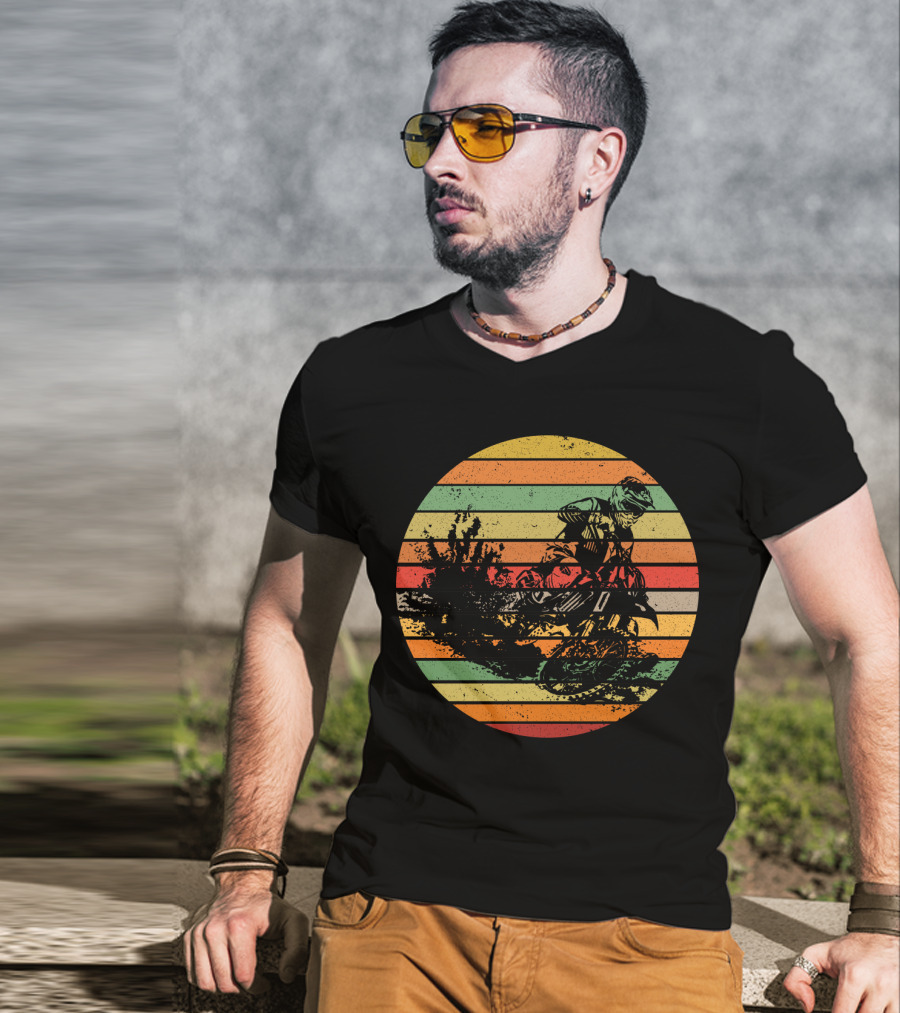 Vintage Motocross Dirt Bike Retro Vibes With Rider T-Shirt