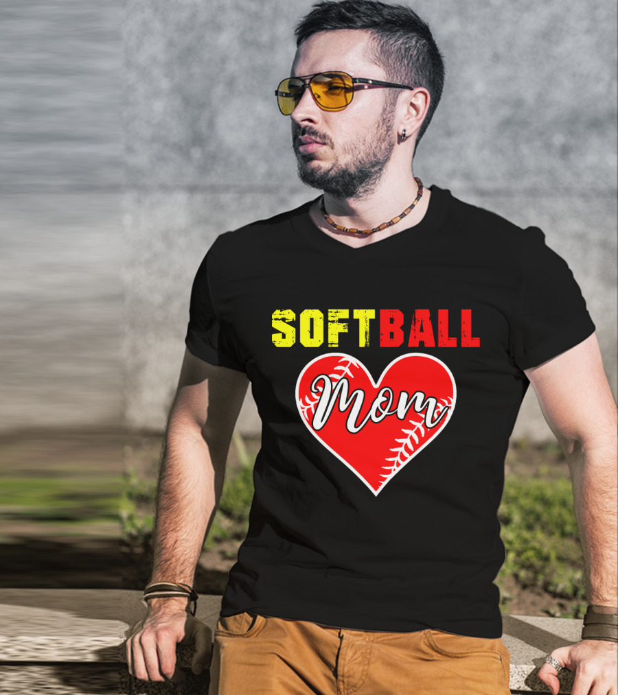 Softball Mom Heart Softball Fans T-Shirt