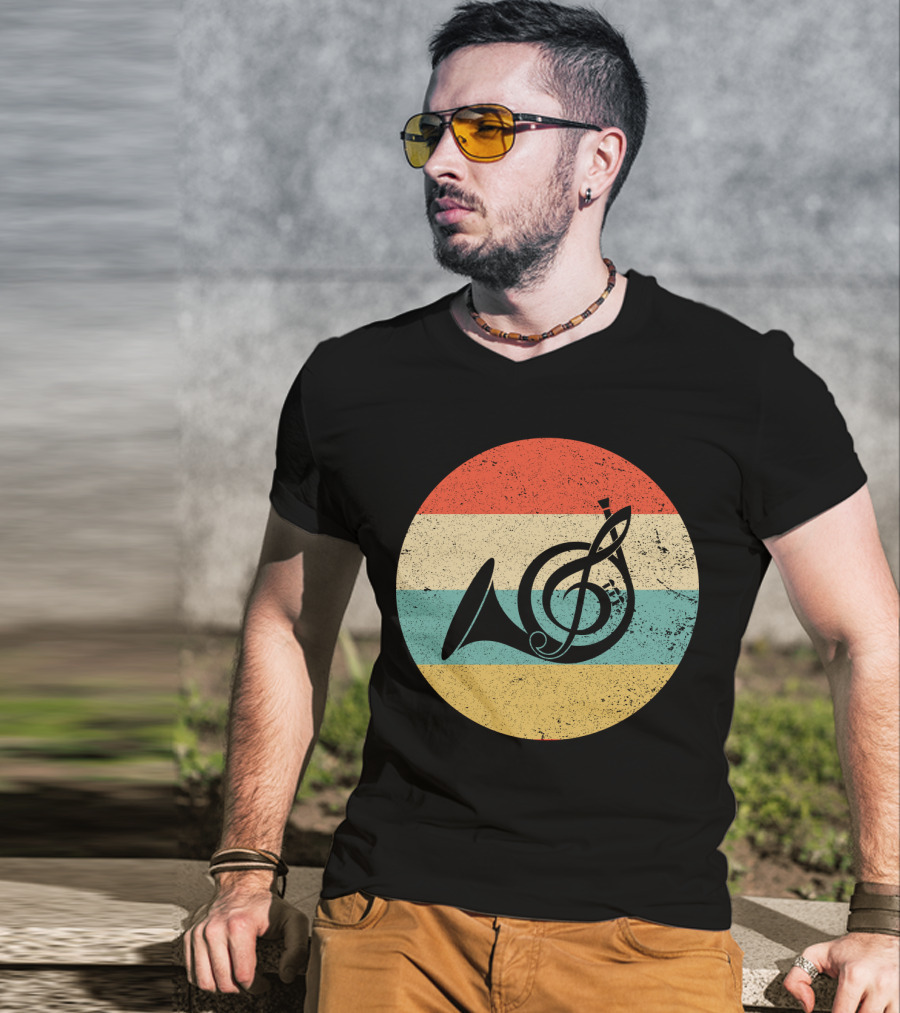 Vintage Retro Treble Clef French Horn Circle T-Shirt