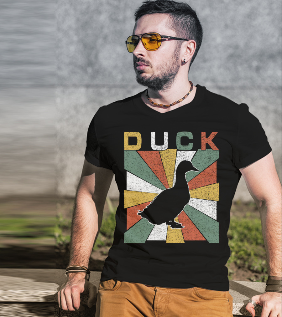 Duck Retro 70s Vintage Silhouette Sunburst T-Shirt