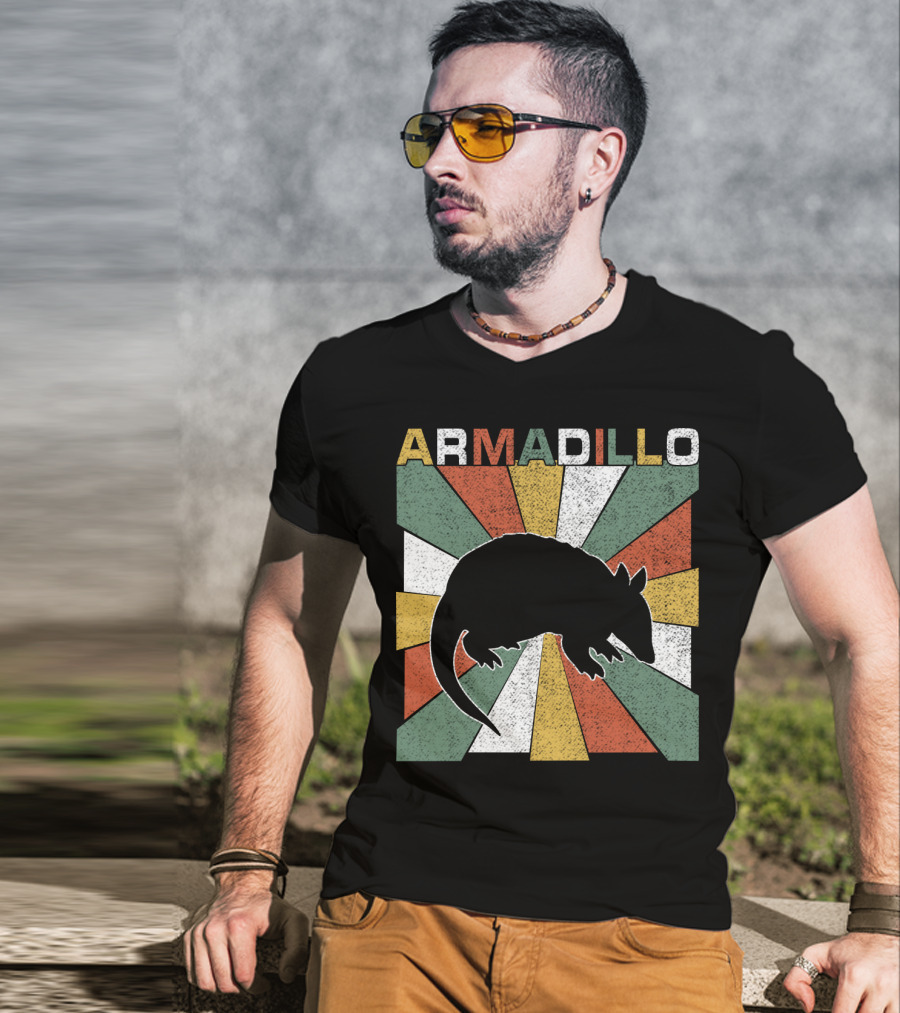 Armadillo Retro 70s Vintage Rainbow Burst T-Shirt