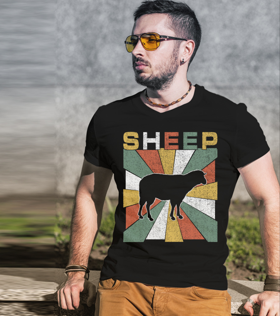 Sheep Retro 70s Vintage Silhouette Sunburst T-Shirt