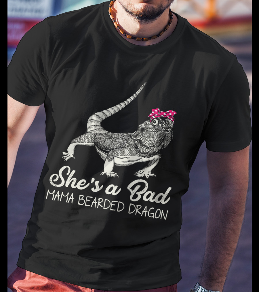 She's A Bad Mama Bearded Dragon With Polka Dot Bow T-Shirt