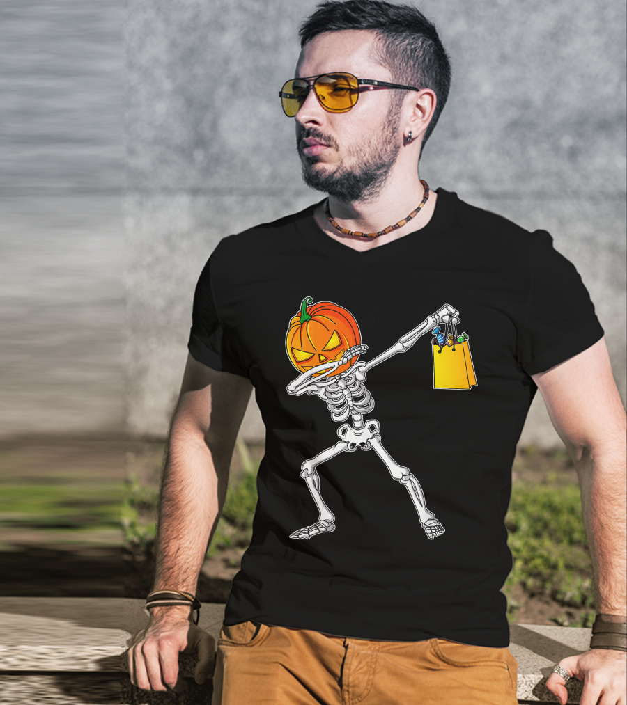 Funny Dabbing Skeleton With Pumpkin Head And Candy Bag For Halloween Kids T-Shirt