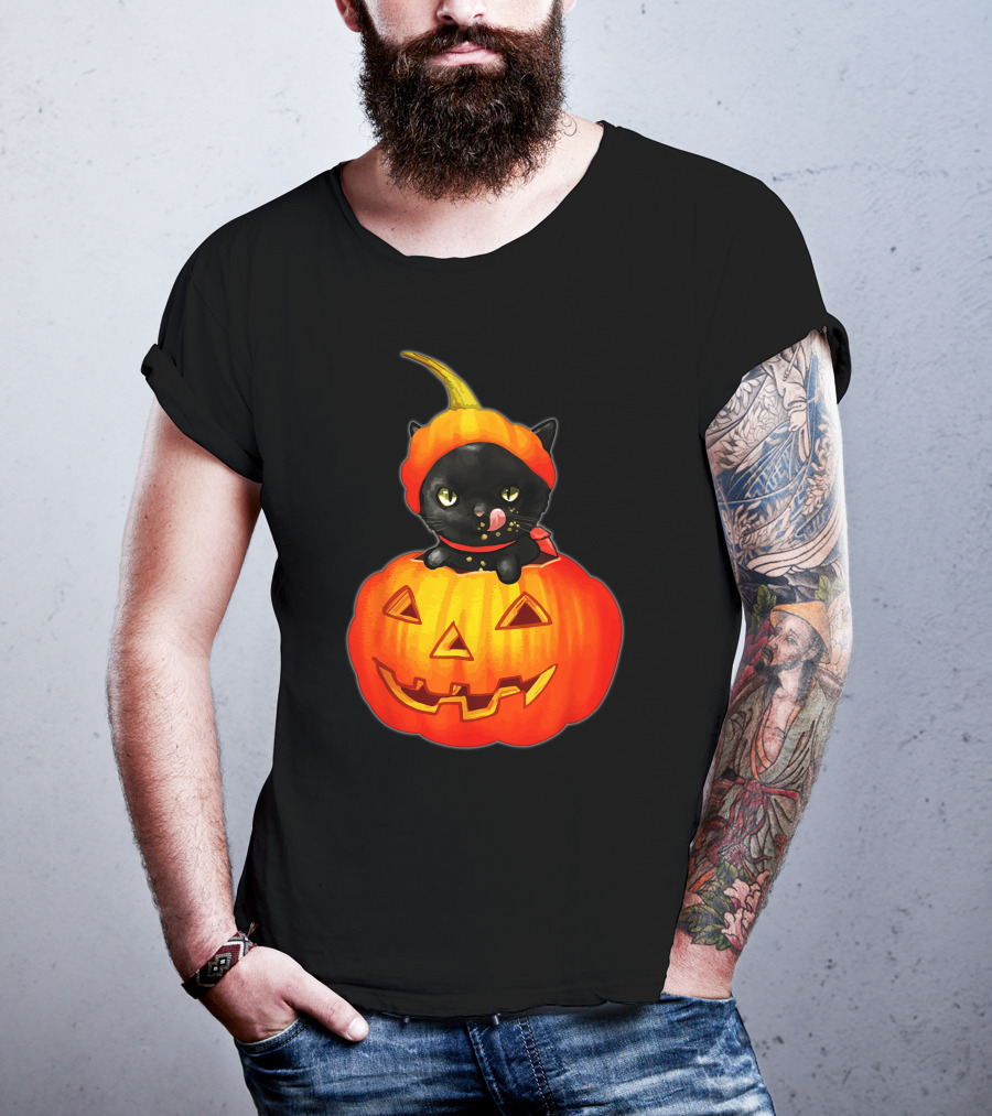 Funny Halloween Cats And Pumpkins With Scary Black Cat T-Shirt