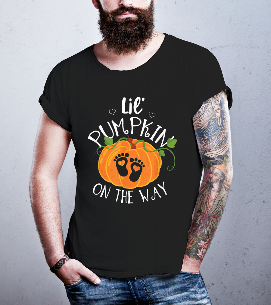 Lil' Pumpkin On The Way Halloween Pregnancy Mom To Be T-Shirt