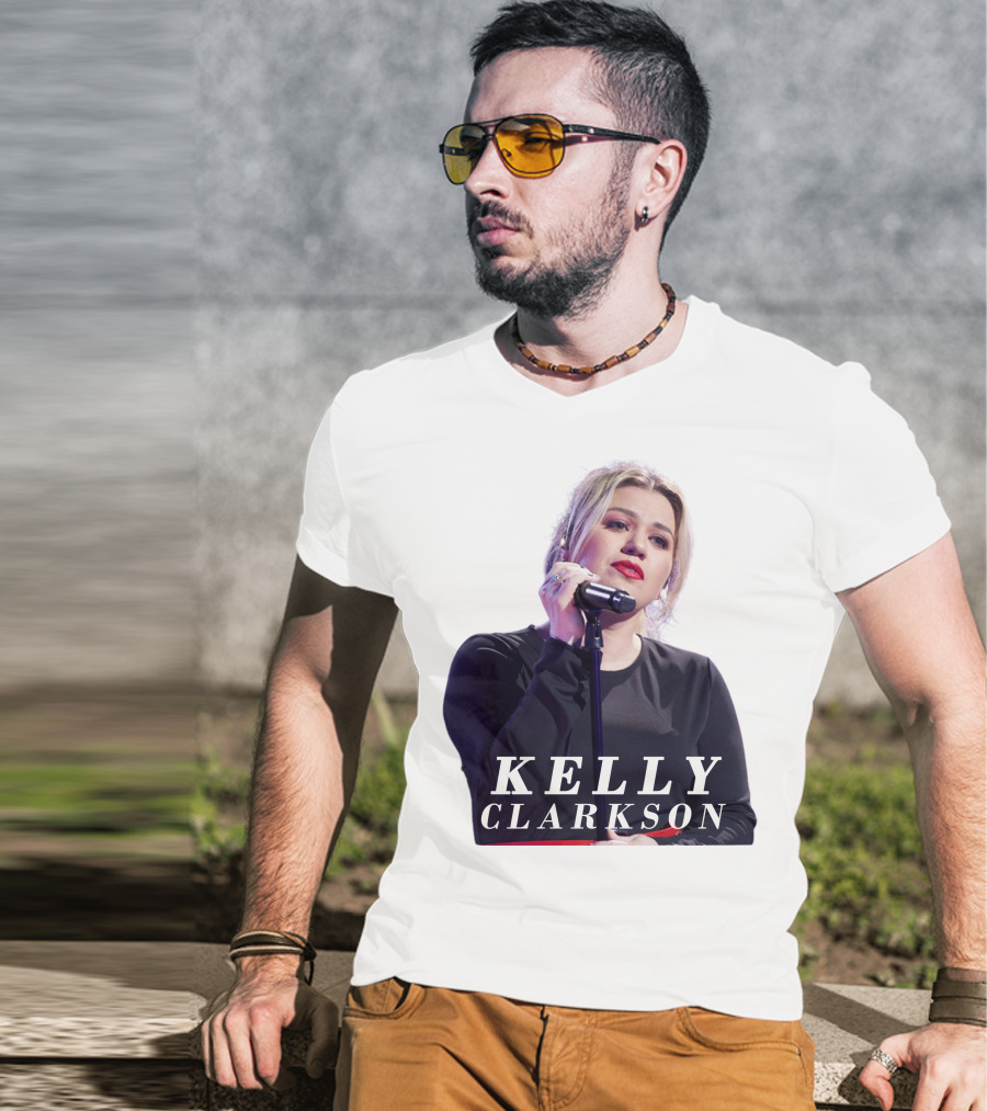 KELLY CLARKSON Concert Performance Microphone Stage T-Shirt