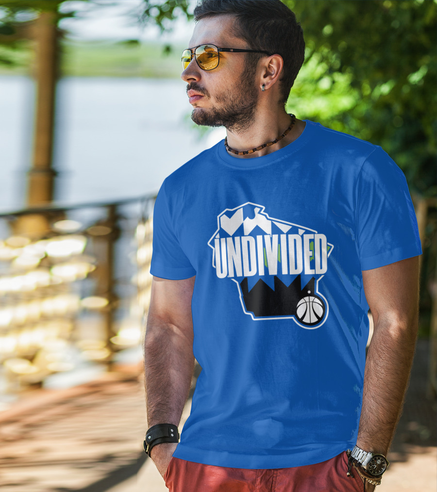 Pat Connaughton Undivided Milwaukee Basketball Map Blue T-Shirt