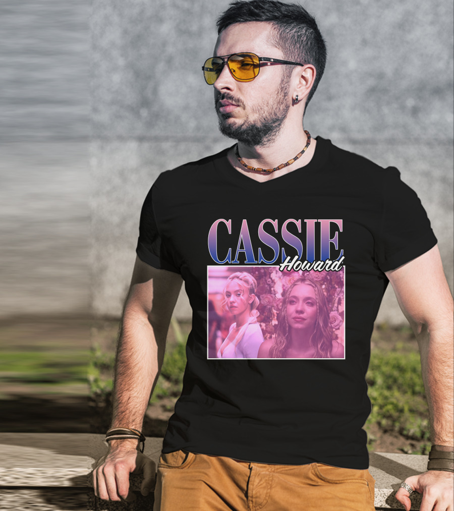 Cassie Howard Euphoria Taylorstoebeans 90s T-Shirt
