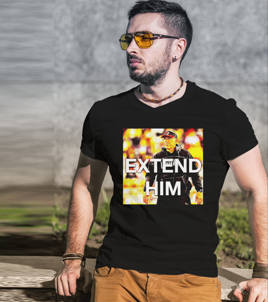 EXTEND HIM Coach With Headset And Red Cap T-Shirt