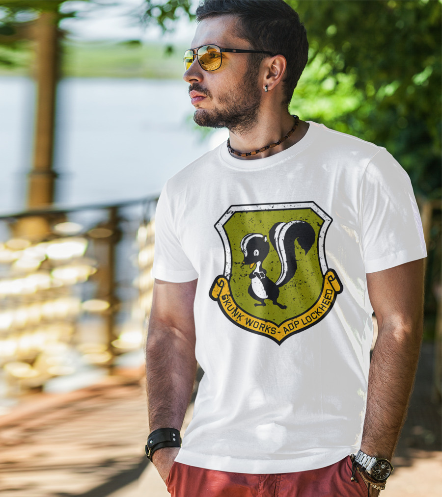 Skunk Works ADP Lockheed Vintage Emblem Badge T-Shirt