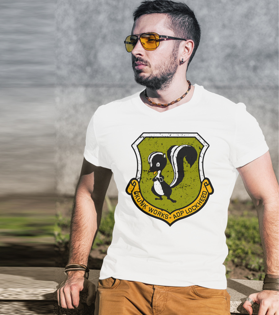 Skunk Works ADP Lockheed Vintage Emblem Badge T-Shirt