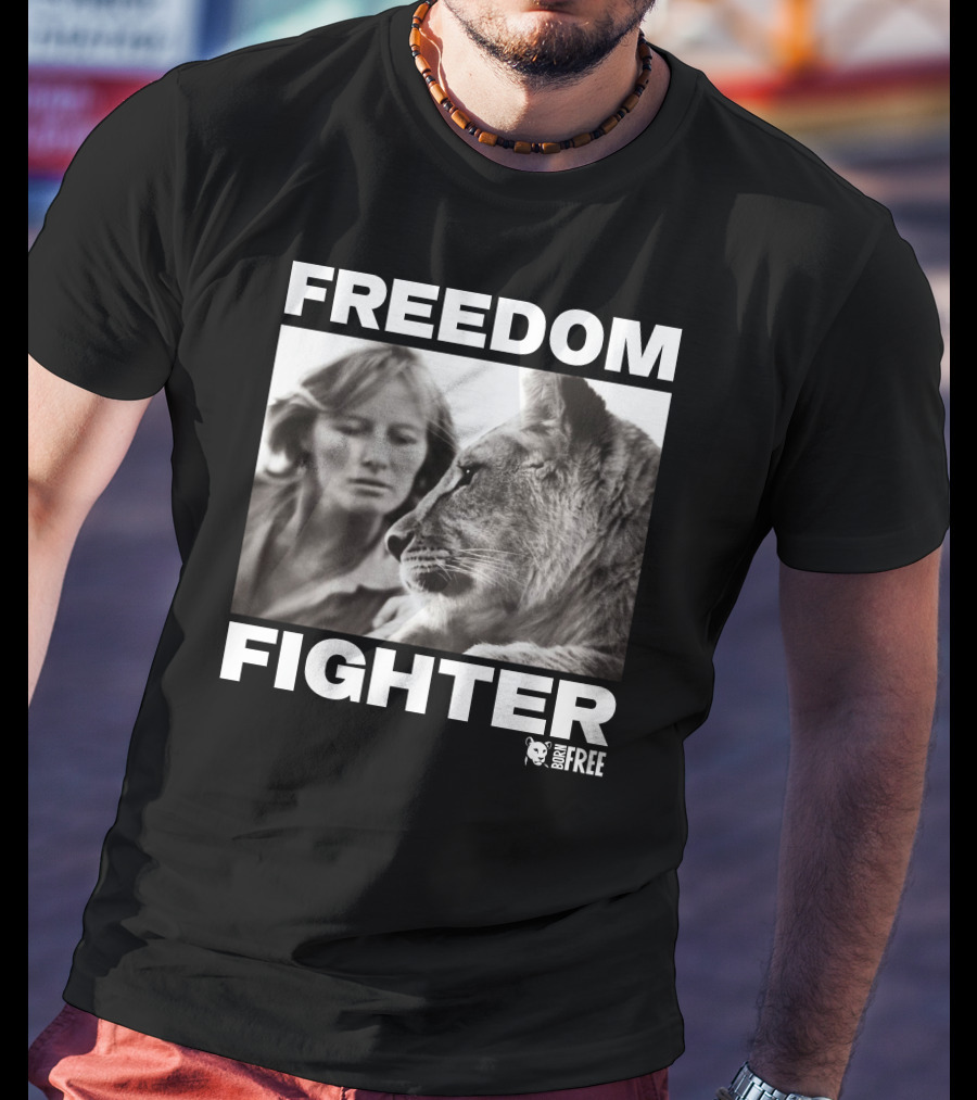 FREEDOM FIGHTER BORN FREE Lion And Woman Interaction T-Shirt