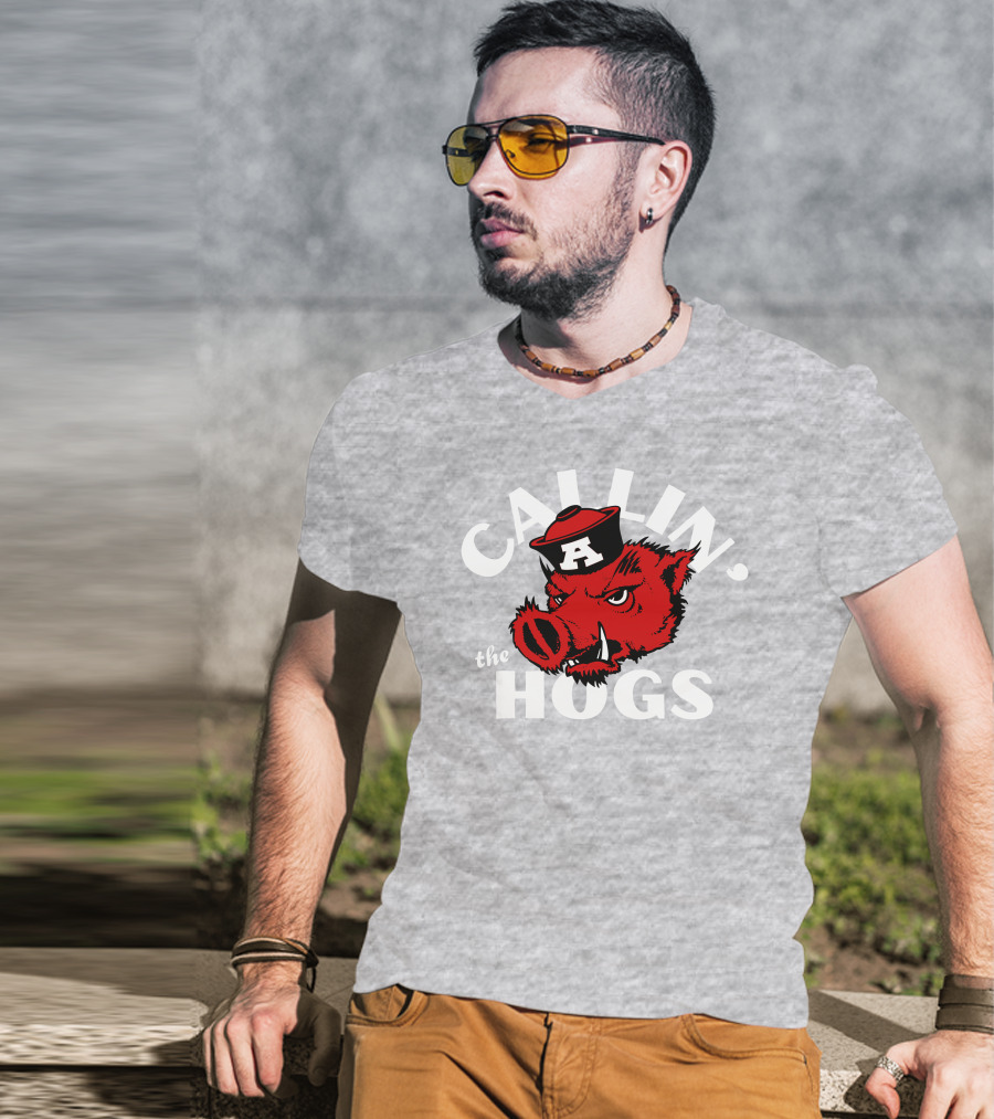 Charlie Hustle Store Callin' The Hogs Arkansas Razorbacks T-Shirt