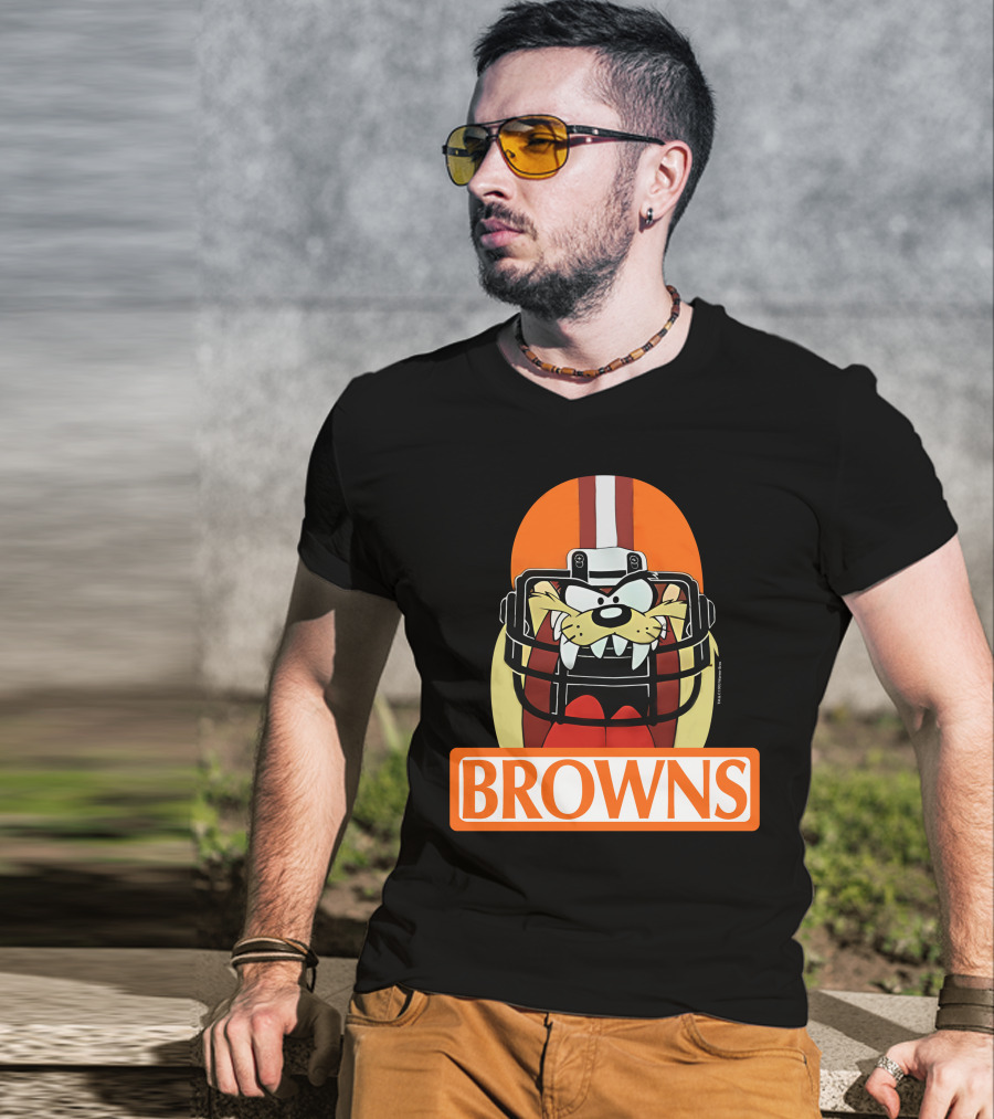 1993 Cleveland Browns Warner Bros Tazmanian Taz Devil Helmet Browns T-Shirt
