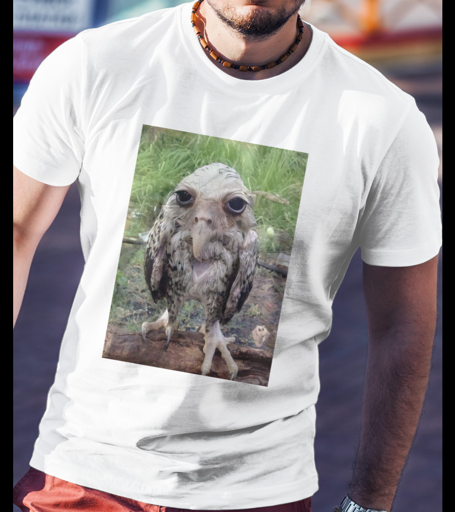 LAMONTS Unique Bird Creature With Big Eyes And Distinct Features T-Shirt
