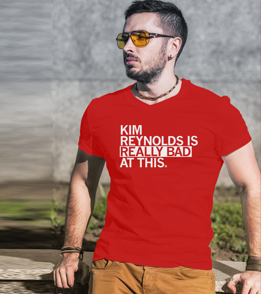 Kim Reynolds Is Really Bad At This T-Shirt