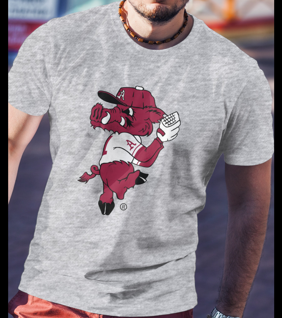 Arkansas Razorbacks Baseball Hog Pitching Ribby T-Shirt