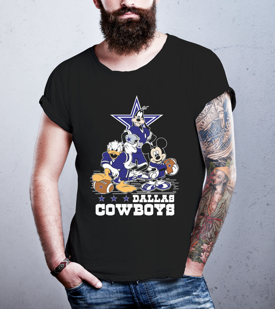 Mickey Mouse Donald Goofy Dallas Cowboys Football Stars T-Shirt