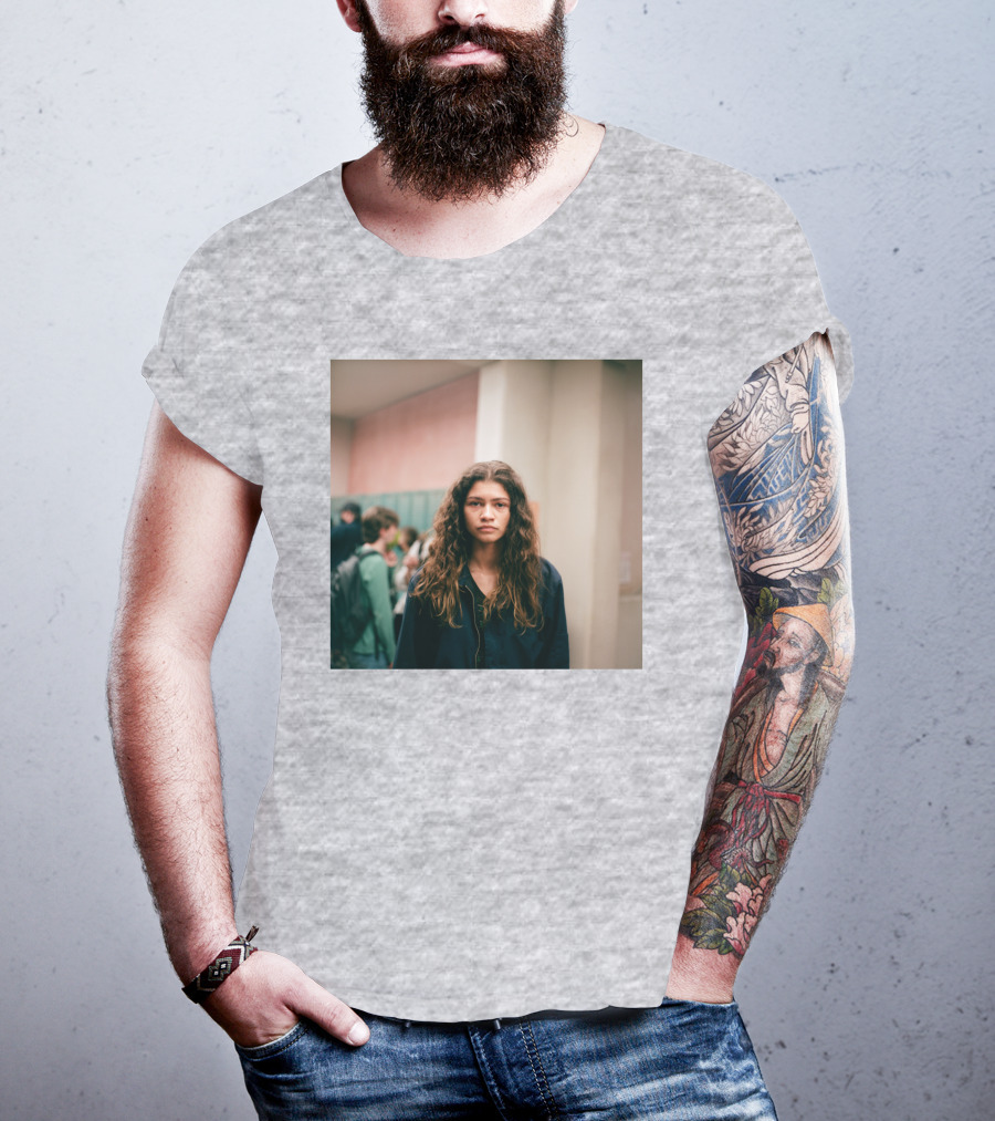 Labrinth Euphoria Season 2 Music Labrinth-Music Shop Rue Hallway Scene T-Shirt