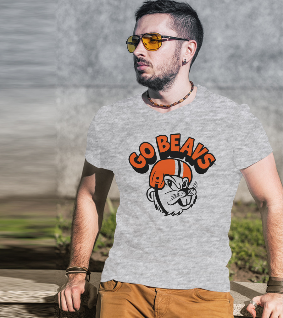 Vintage OSU Go Beavs Football Beaver Mascot T-Shirt